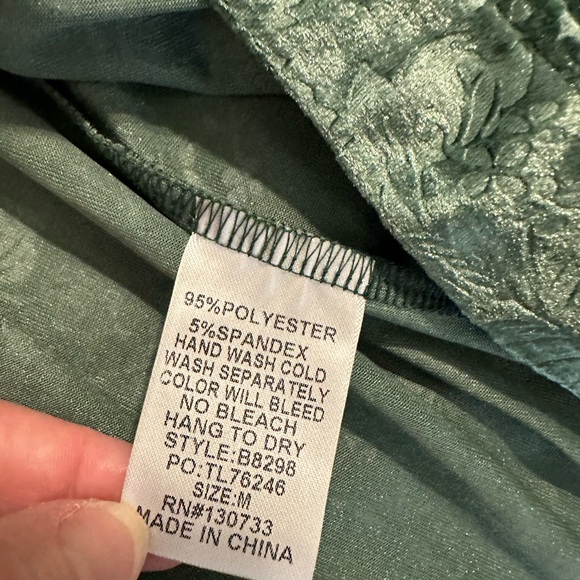 NWT Velvet top - Picture 9 of 10